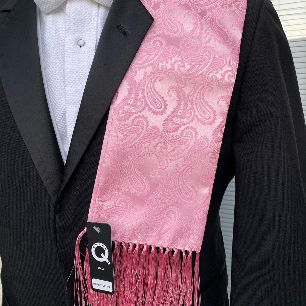 245 Nwt Brand Q Fancy Scarf